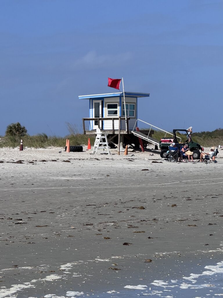 Wachturm am Jetty Park Beach in Port Canaveral