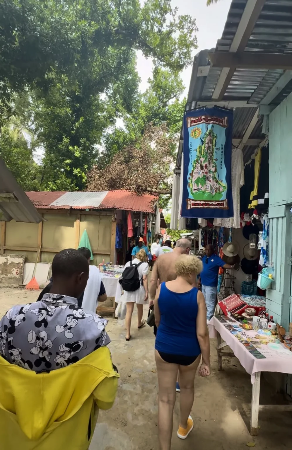 Shops auf der Bacardi Insel - Isla Cayo Levantado