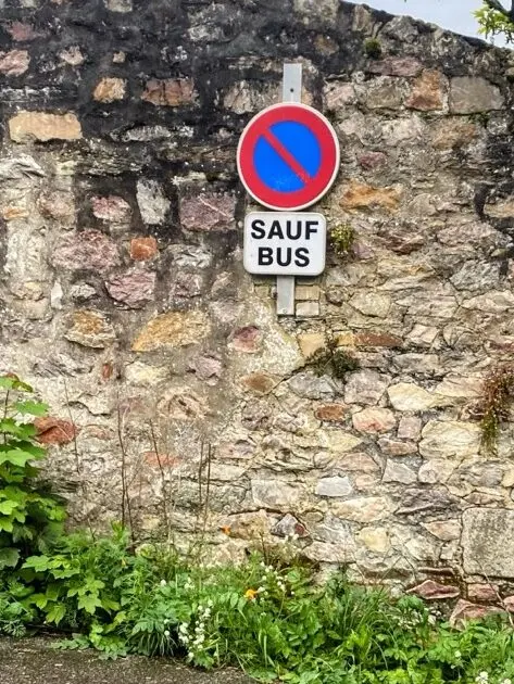 Weg zum Fort du Roule in Cherbourg