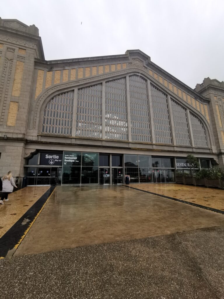 Einfang Seemuseum La Cité de la Mer in Cherbourg