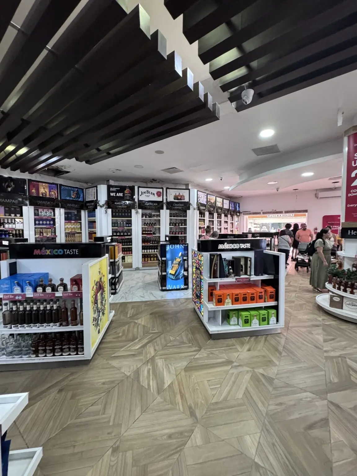 Duty-free-Shop in Costa Maya Mexico
