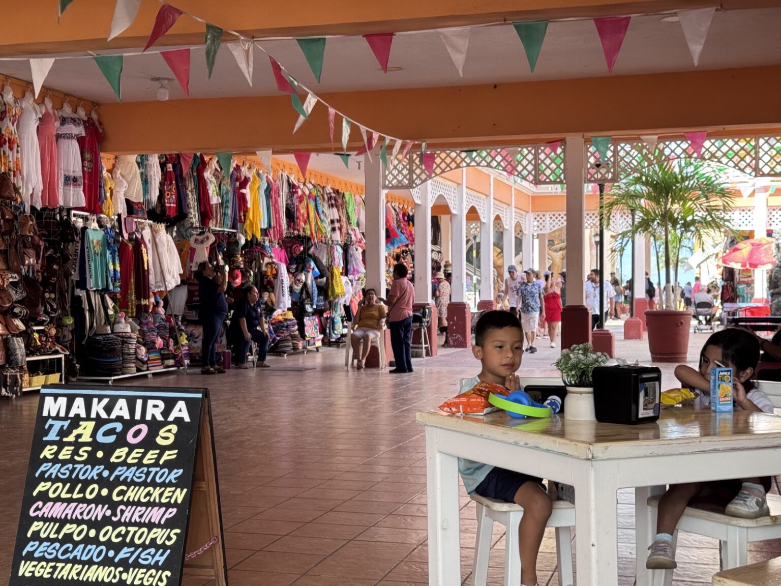 Shopping-Center im Zentrum San Miguel