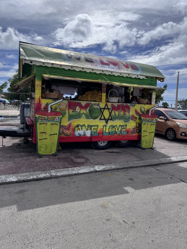 Food-Truck in Marigot Market in St. Maarten