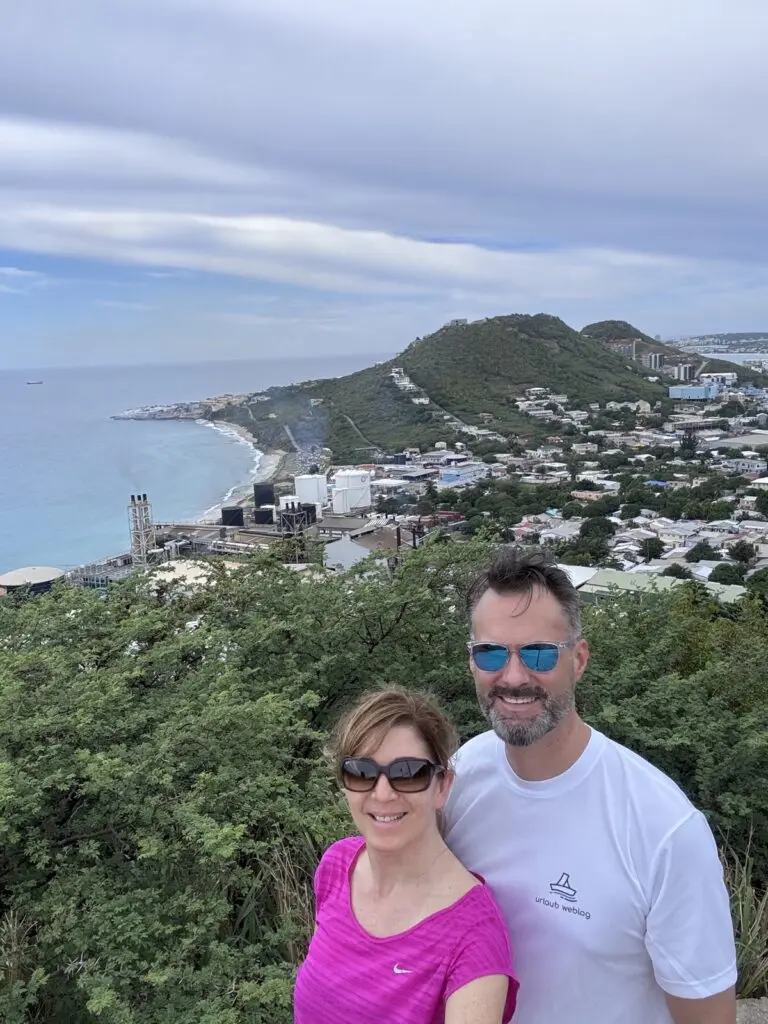 Bell’s lookout point in St. Maarten