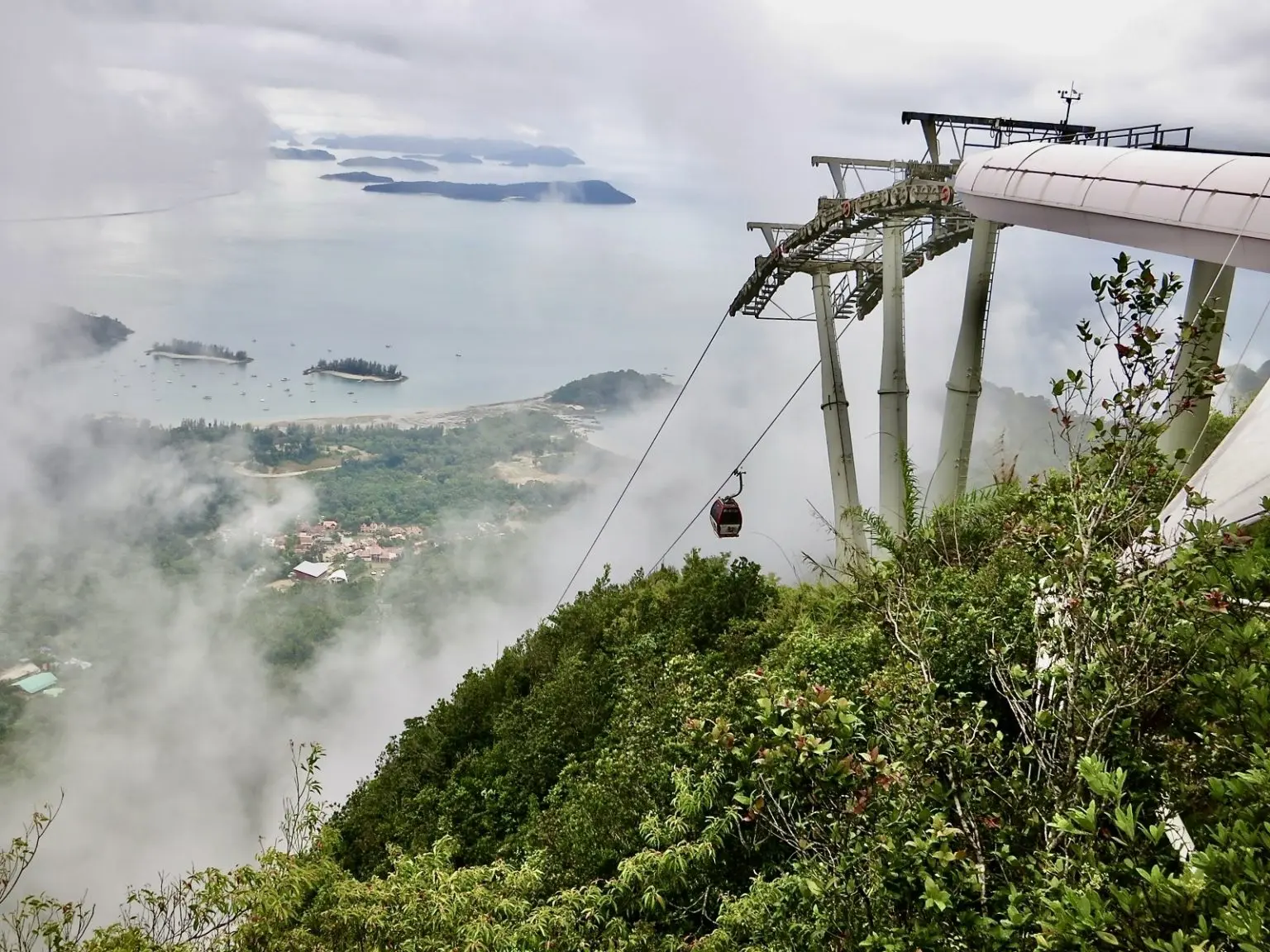 Blick auf Langkawi von Langkawi-Seilbahn