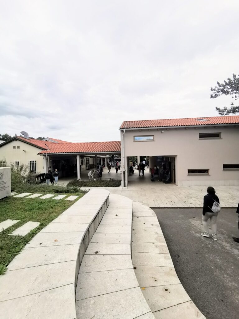 Infocenter für die Höhlen von Škocjan