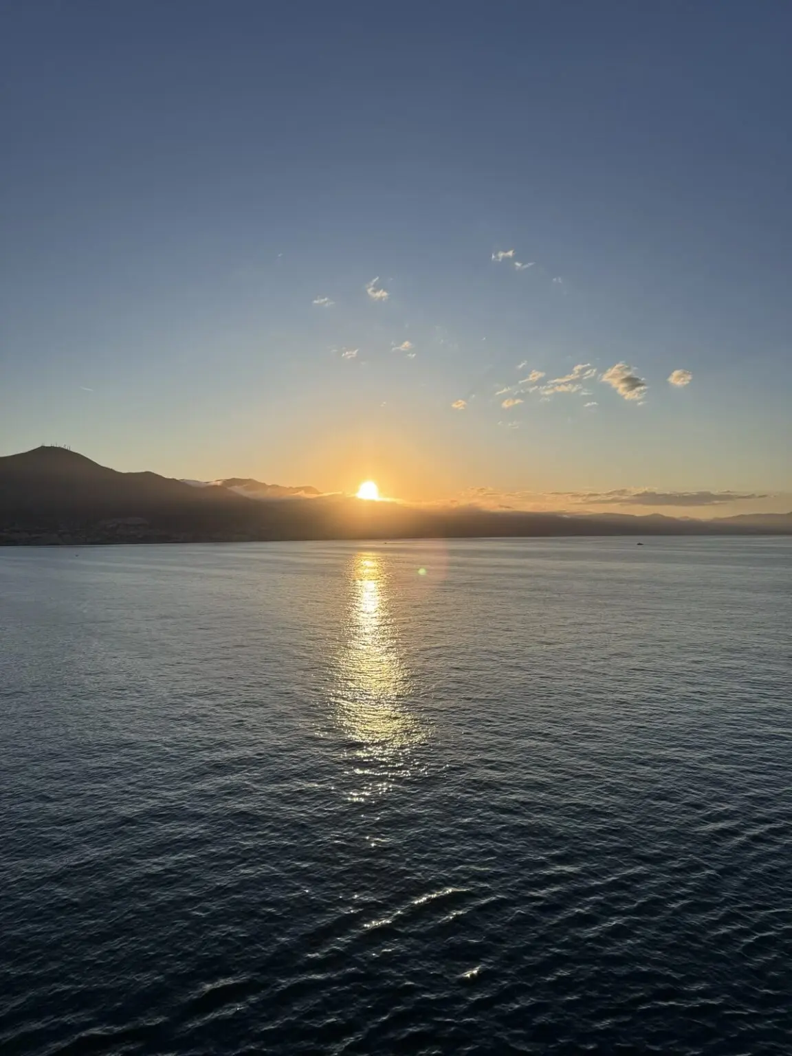 Sonnenaufgang in Genua