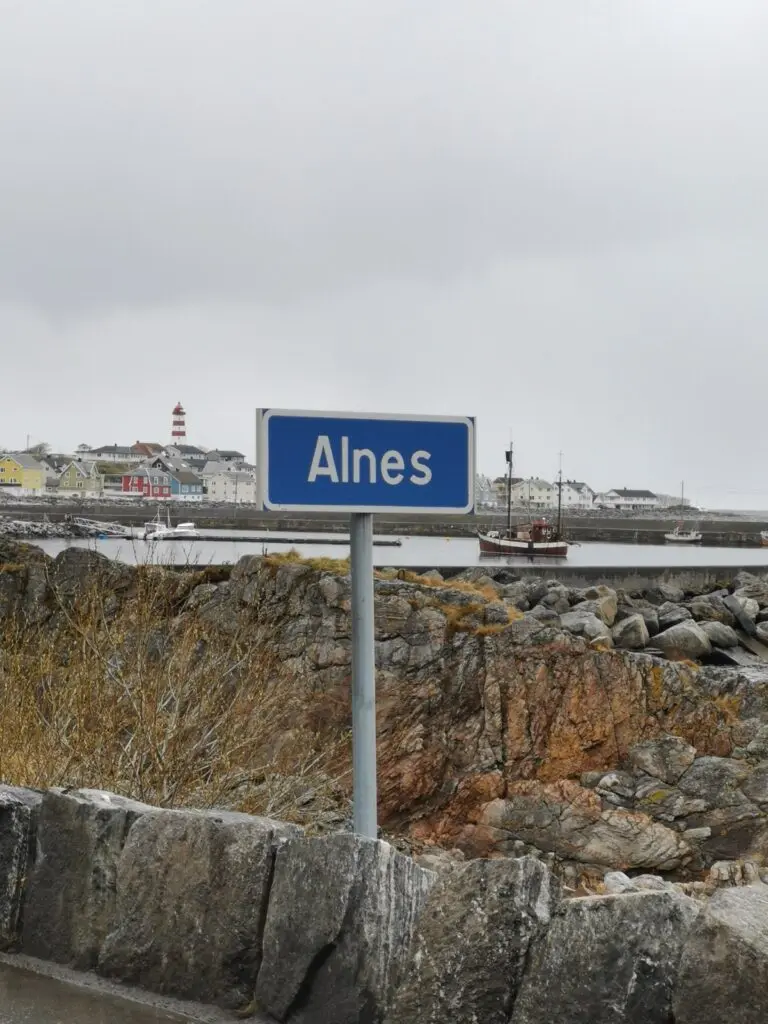 Ortsschild Alnes
