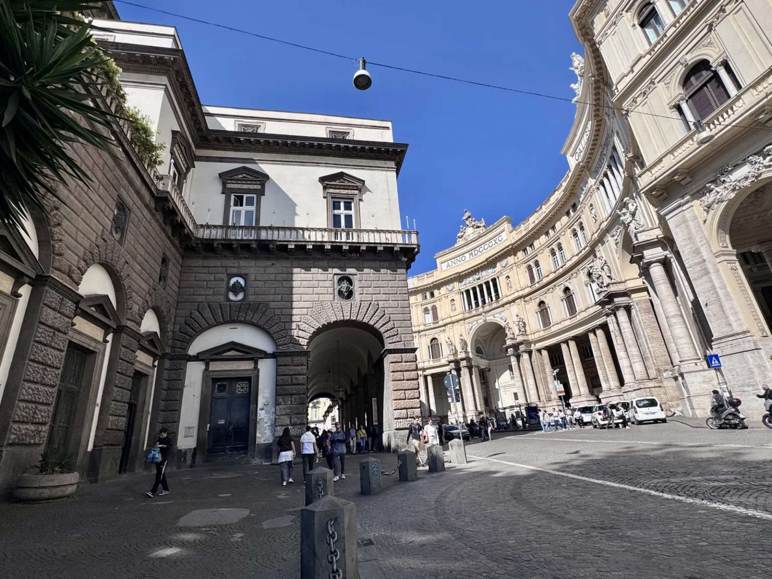 Teatro San Carlo in Neapel von außen