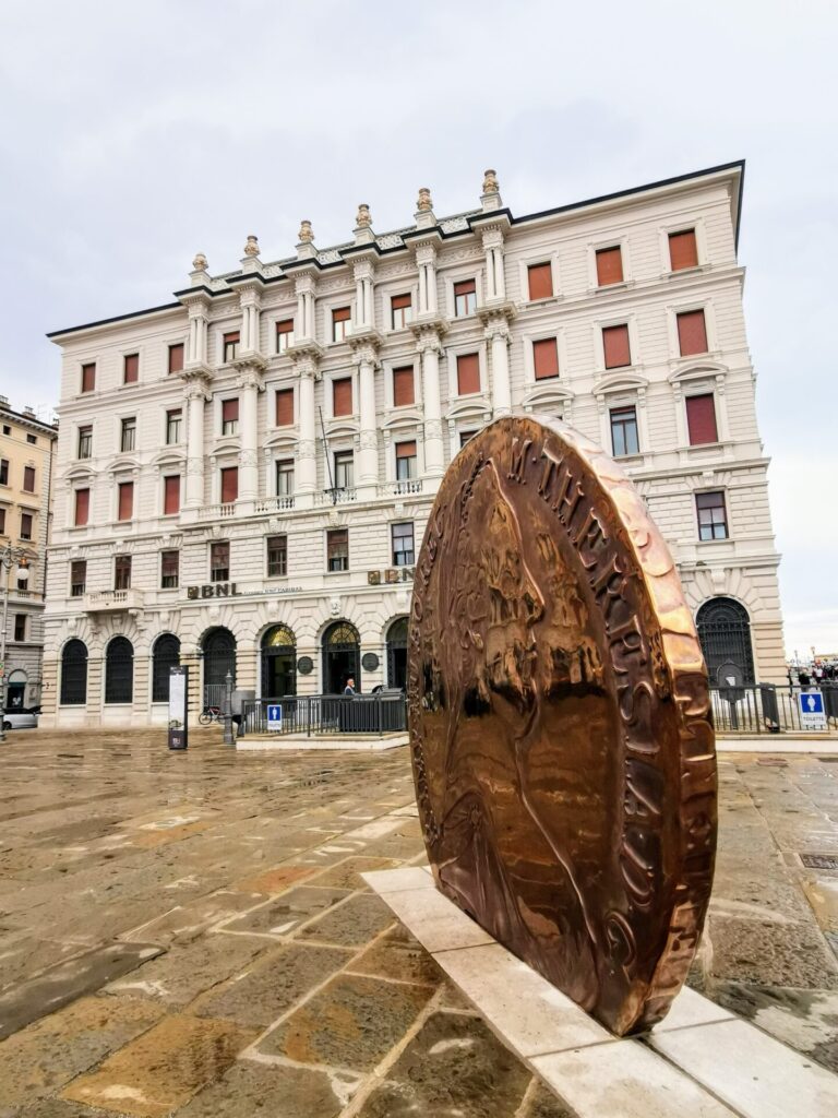Monumento al Tallero austriaco