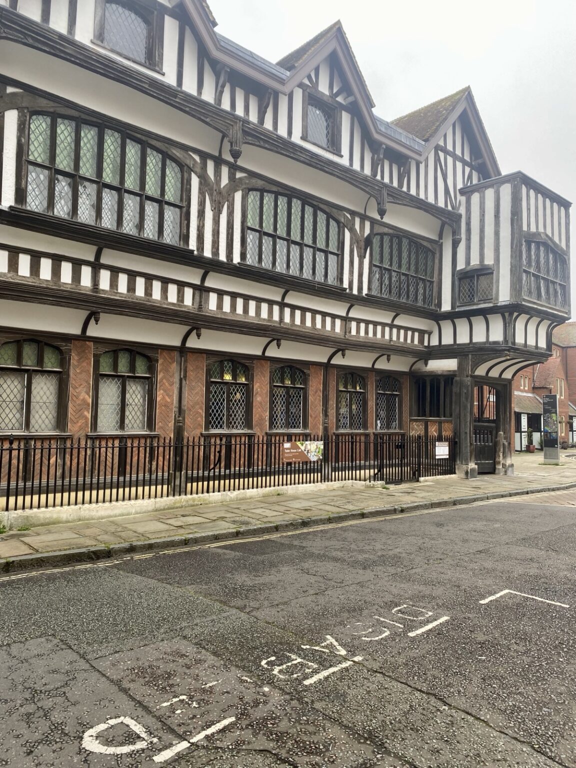 Tudor House & Garden in Southampton