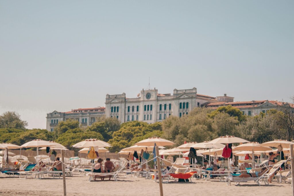 Strand und Hotel des Bains in Venedig