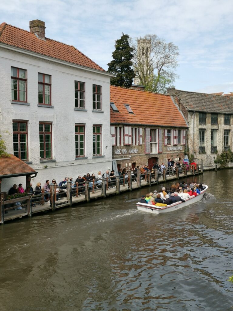 Wartesteg zur Boot-Tour in Brügge