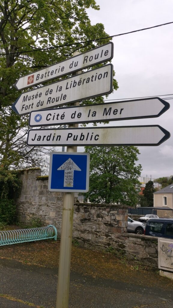 Wegweiser in Cherbourg