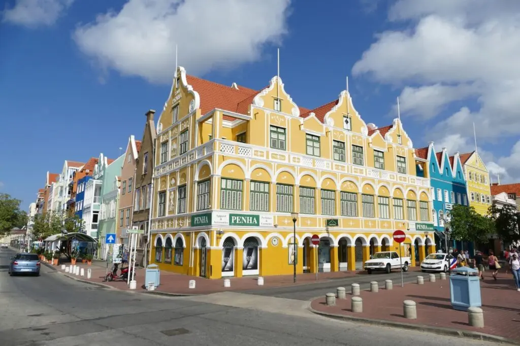 Historisches PENHA-Gebäude Willemstad