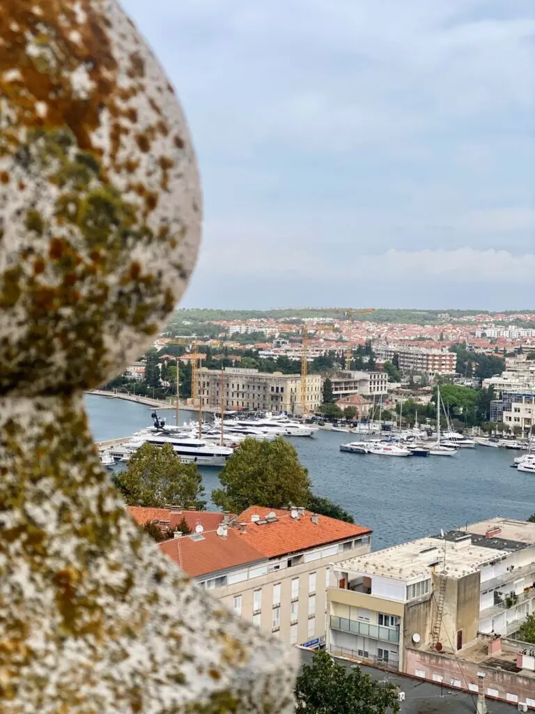 Blick vom Glockenturm auf Zadar